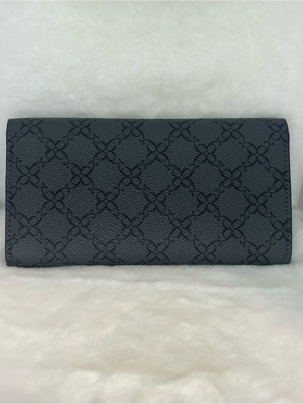 NINE WEST WALLET - Picture 2 of 4